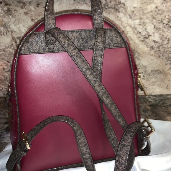 NEW Burgundy Michael Kors mini backpack display picture 2
